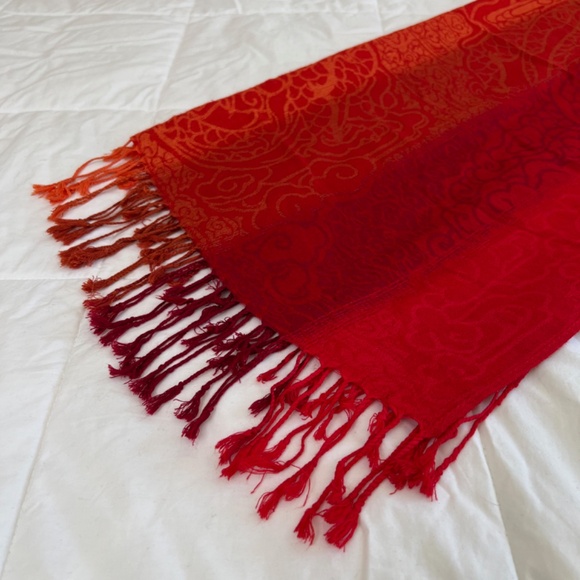 ❤️✨ 🧡 Gorgeous Red Orange Pashmina Silk Scarf ❤️✨ 🧡 - Picture 6 of 9